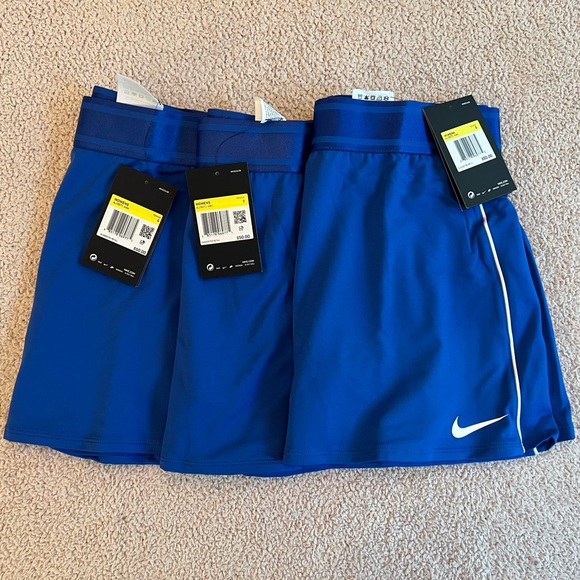 Nike Tennis Skirt - Picture 3 of 3